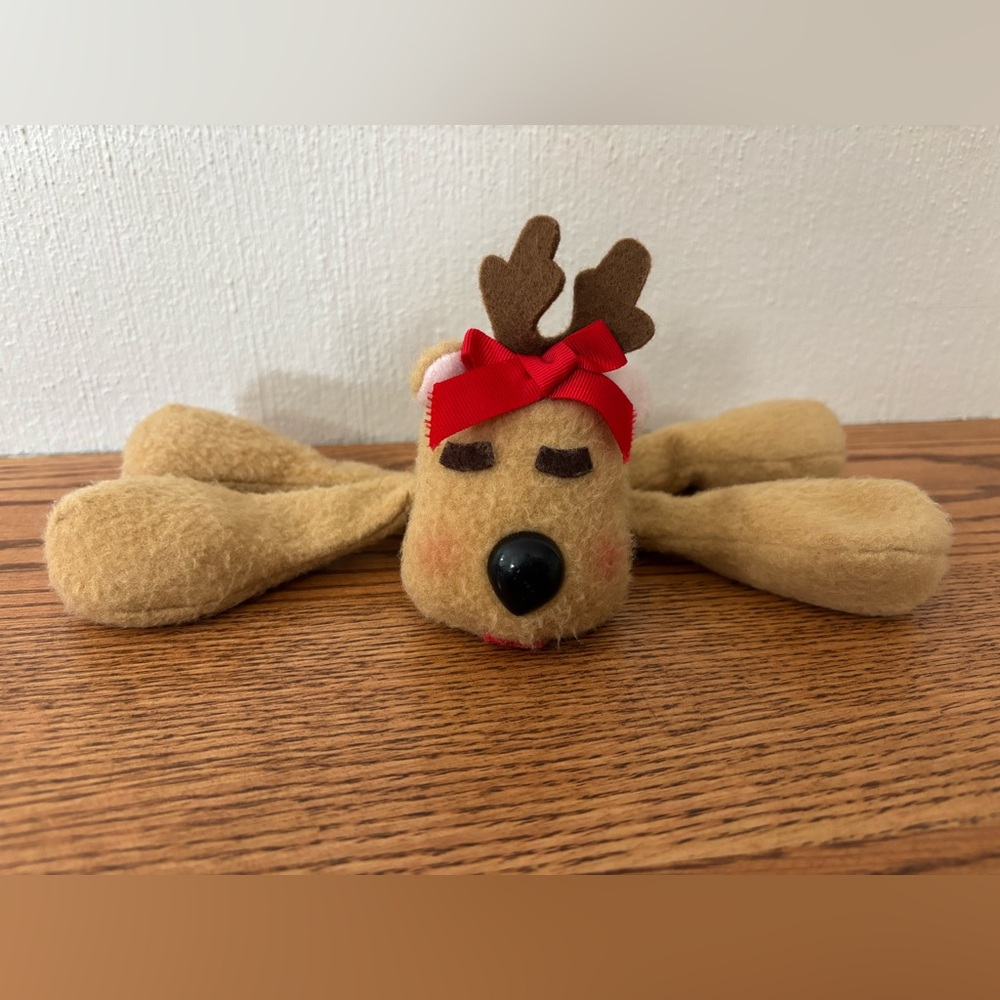 Vintage HALLMARK Rhonda Reindeer 1984 Felt Decor Christmas Red Bow DT405-1